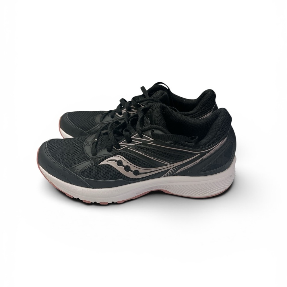 Saucony Women's Black and White Athletic Running Shoes Sz/9
